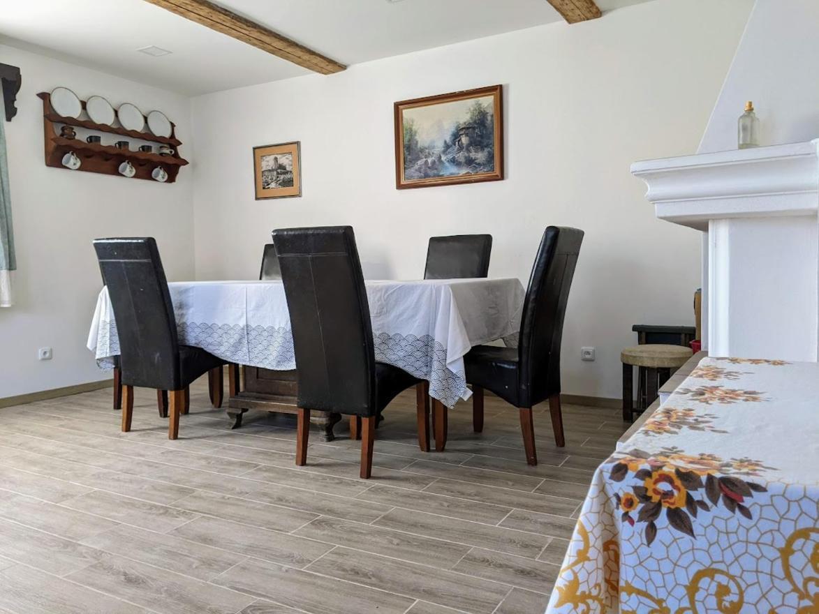 Chalupa U Rybnika Strehom Dolní Bousov Εξωτερικό φωτογραφία